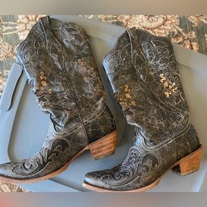 Women’s Size 9.5 Corral Vintage Western Boots
